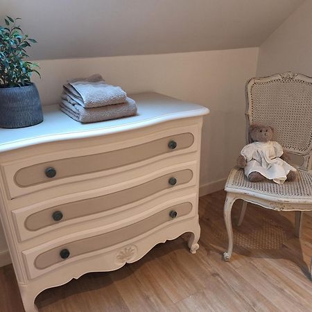 La Chambre Mademoiselle Causeuse Malville Экстерьер фото